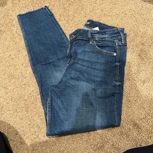 Old navy rockstar skinny ankle jeans
